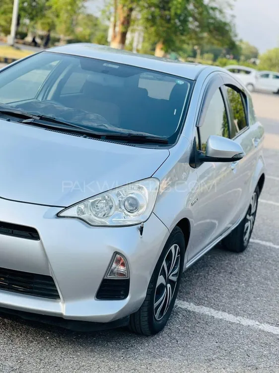 Toyota Aqua 2013 for Sale in Islamabad Image-1