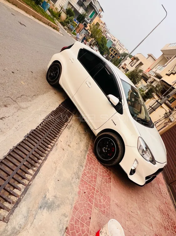 Toyota Aqua 2015 for Sale in Islamabad Image-1