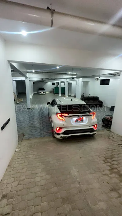 Toyota C-HR 2019 for Sale in Karachi Image-1