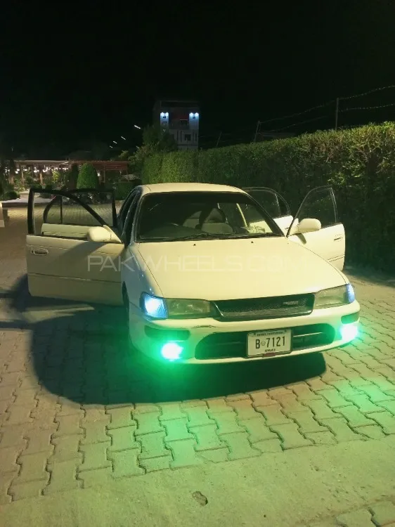 Toyota Corolla 2001 for Sale in Peshawar Image-1
