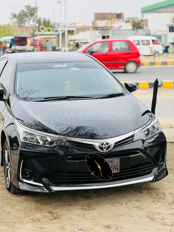 Toyota Corolla 2018 for Sale in Islamabad Image-1