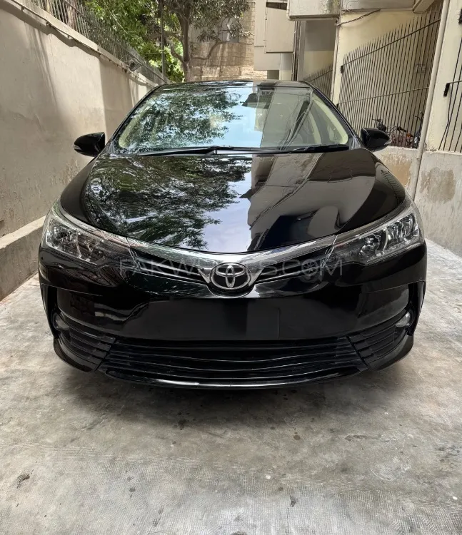 Toyota Corolla 2020 for Sale in Karachi Image-1