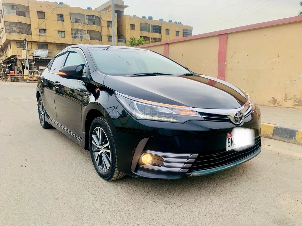 Toyota Corolla 2018 for Sale in Karachi Image-1