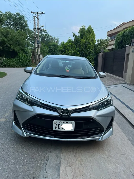 Toyota Corolla 2021 for Sale in Lahore Image-1