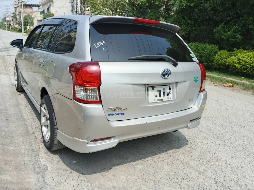 Toyota Corolla Fielder 2014 for Sale in Peshawar Image-1