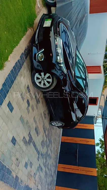 Toyota Corolla 2015 for Sale in Narowal Image-1
