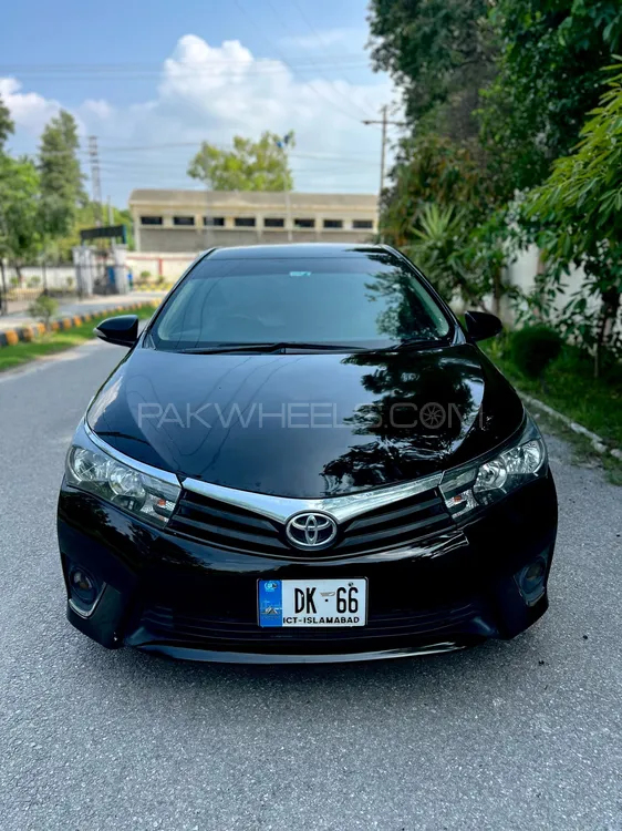 Toyota Corolla 2015 for Sale in Attock Image-1