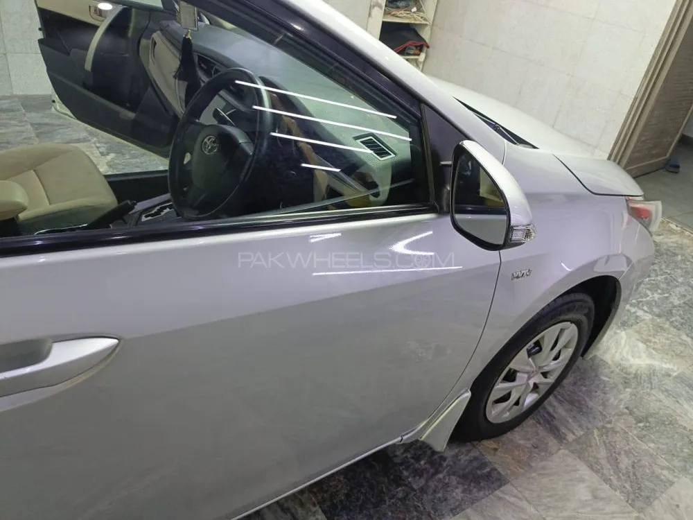 Toyota Corolla 2016 for Sale in Lahore Image-1