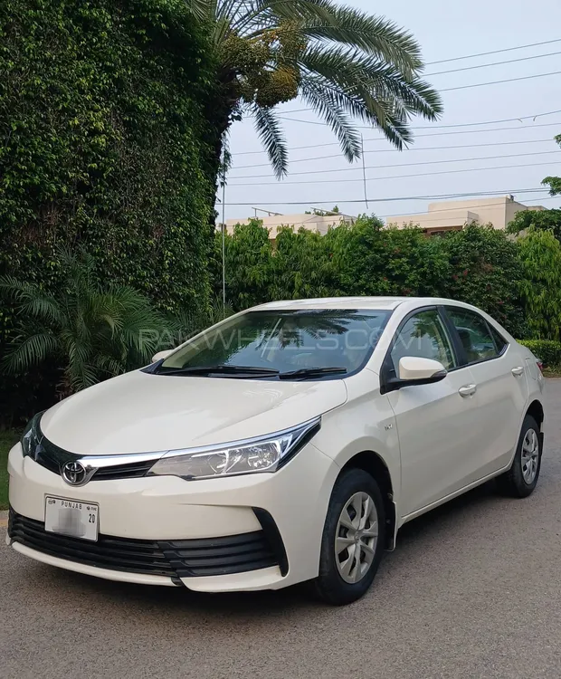 Toyota Corolla 2020 for Sale in Lahore Image-1