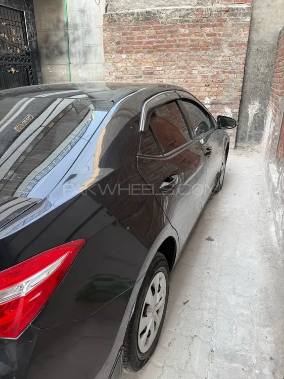 Toyota Corolla 2018 for Sale in Sialkot Image-1
