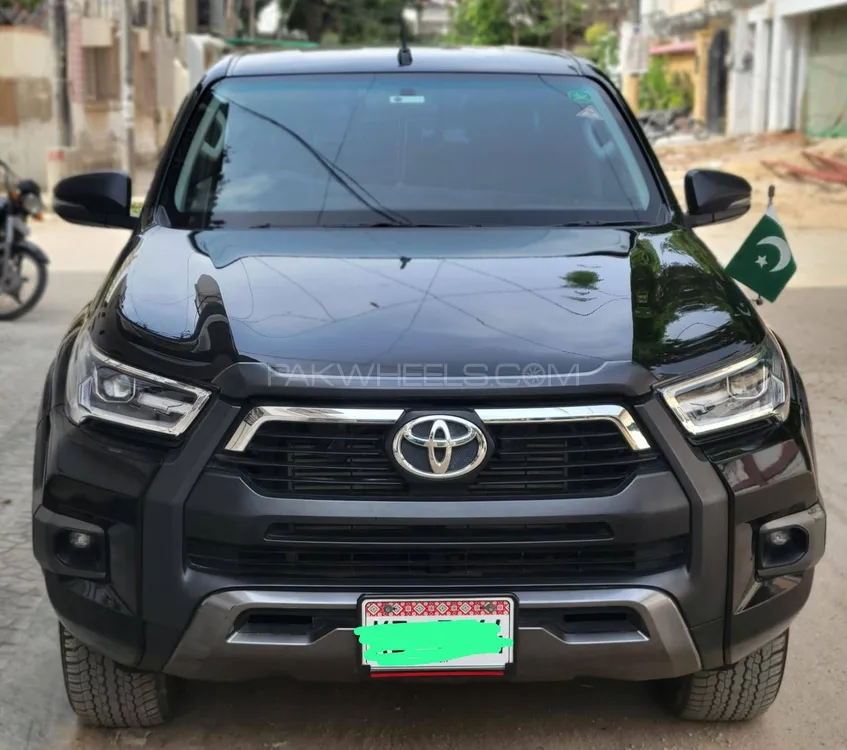 Toyota Hilux 2021 for Sale in Karachi Image-1