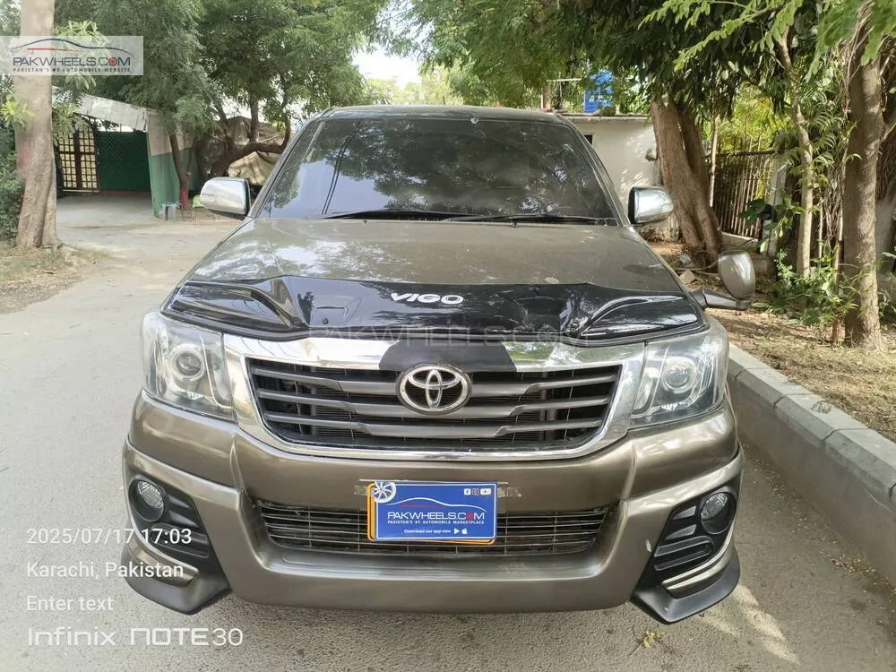 Toyota Hilux 2014 for Sale in Karachi Image-1