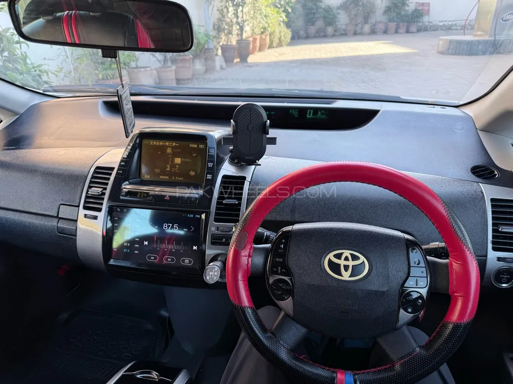 Toyota Prius 2007 for Sale in Peshawar Image-1