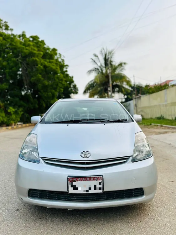Toyota Prius 2010 for Sale in Karachi Image-1