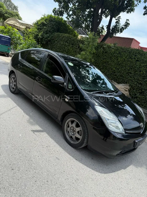 Toyota Prius 2008 for Sale in Peshawar Image-1