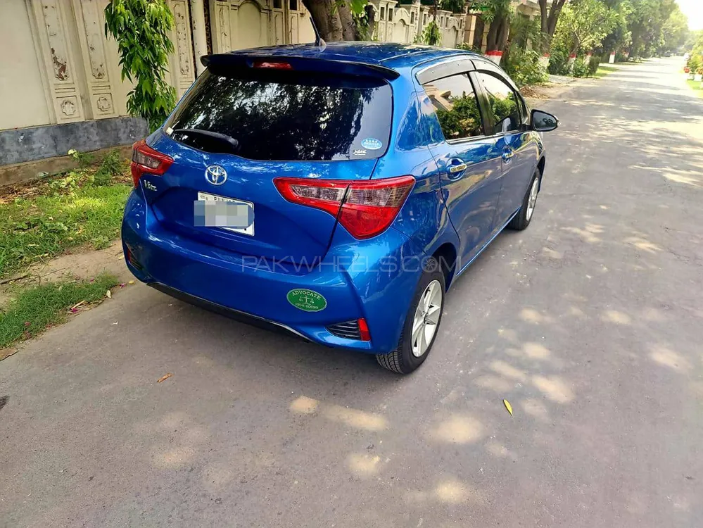 Toyota Vitz 2018 for Sale in Gujranwala Image-1