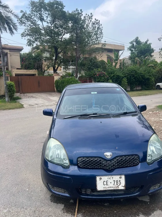 Toyota Vitz 2003 for Sale in Lahore Image-1