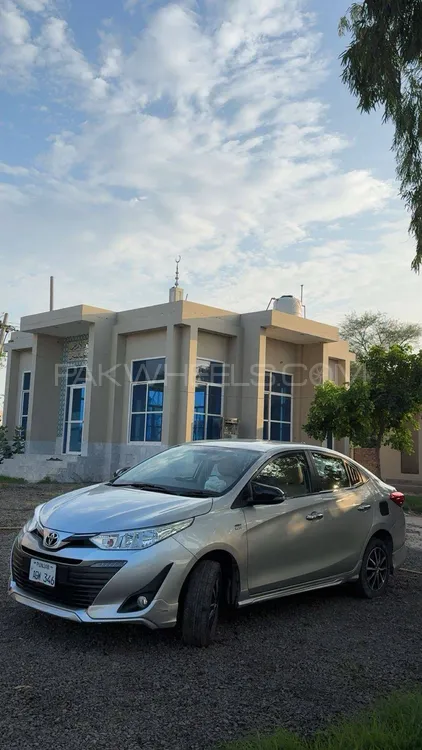 Toyota Yaris Sedan 2021 for Sale in Lahore Image-1