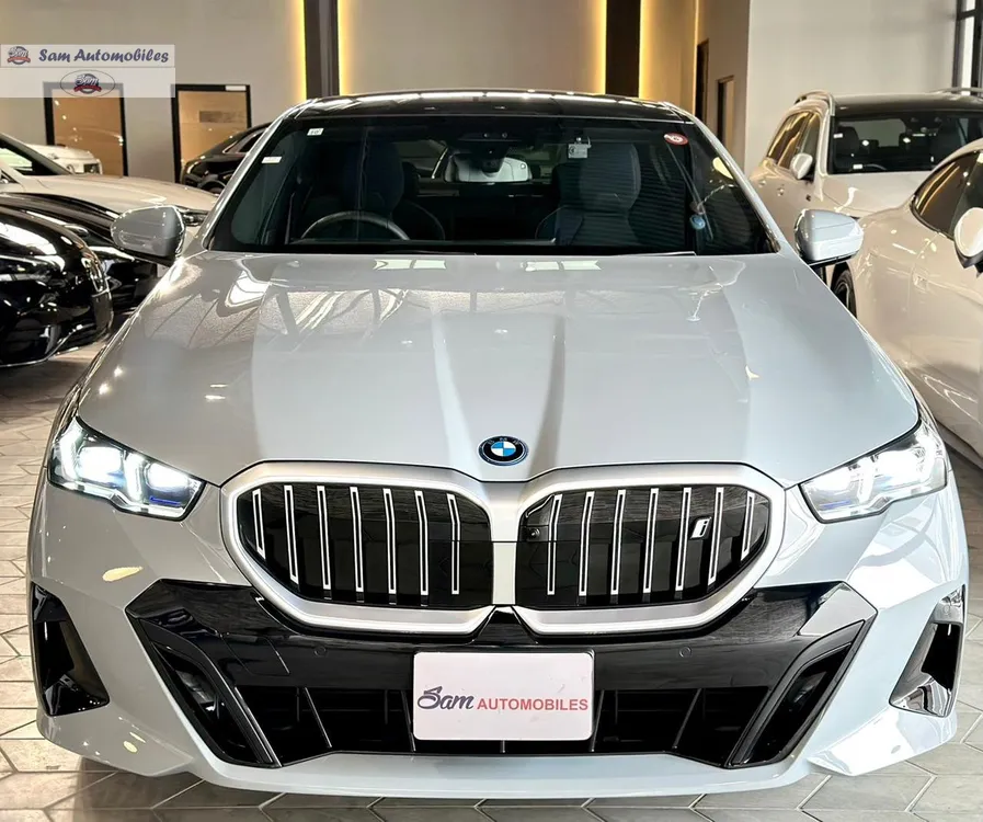 BMW i5 2023 for Sale in Karachi Image-1