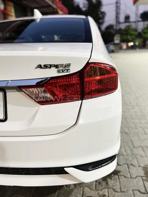 Honda City 2022 for Sale in Lahore Image-1