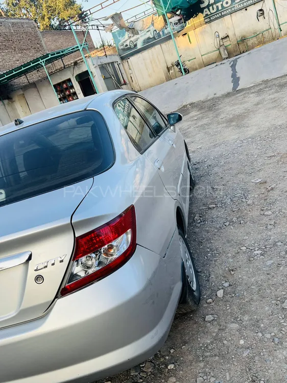 Honda City 2005 for Sale in Peshawar Honda City 2005 for Sale in Peshawar Image-7