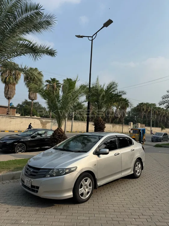 Honda City 2010 for Sale in Faisalabad Image-1