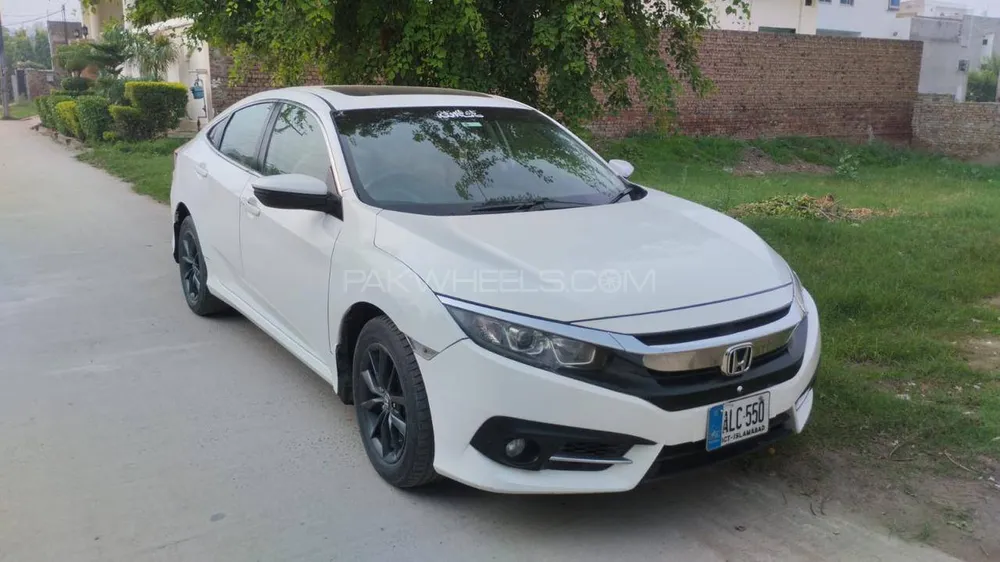Honda Civic 2018 for Sale in Islamabad Image-1