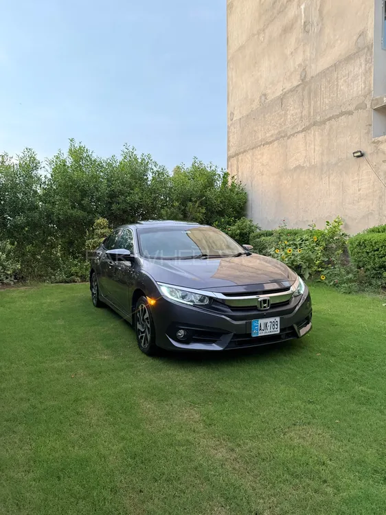 Honda Civic 2018 for Sale in Lahore Image-1
