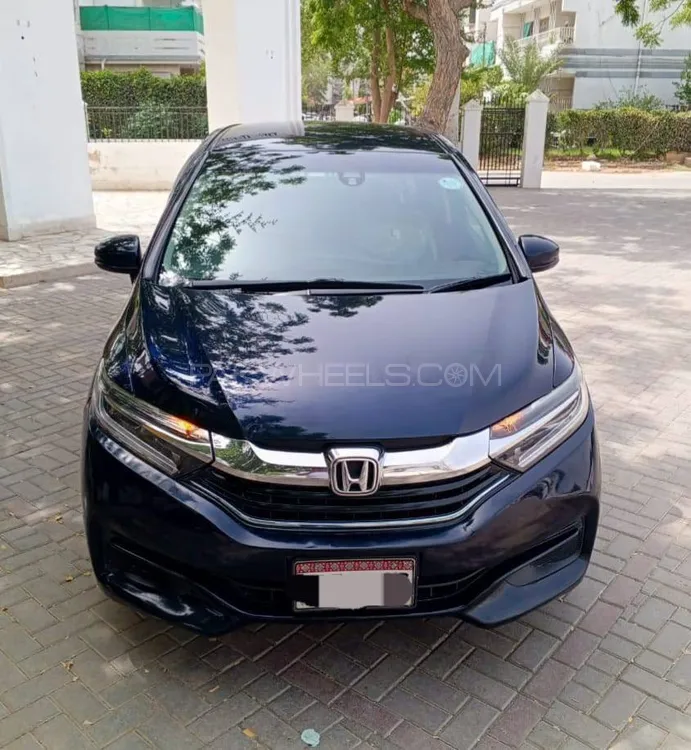 Honda Fit 2015 for Sale in Karachi Image-1