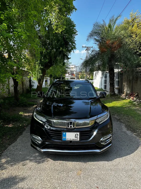 Honda Vezel 2019 for Sale in Islamabad Image-1
