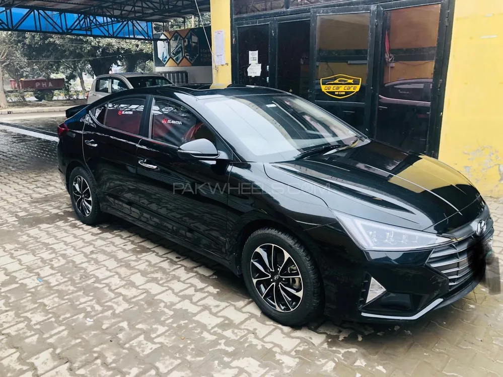 Hyundai Elantra 2022 for Sale in Lahore Image-1