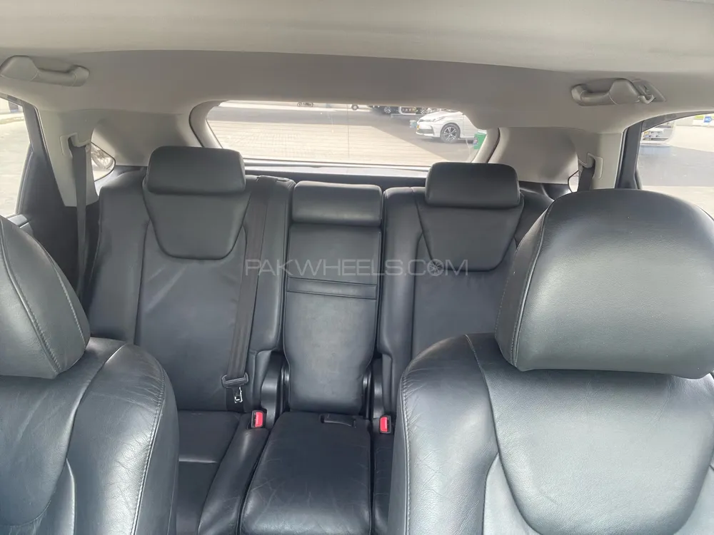 لیکزس آر ایکس سیریز 2011 for Sale in کراچی لیکزس آر ایکس سیریز 2011 for Sale in کراچی Image-8