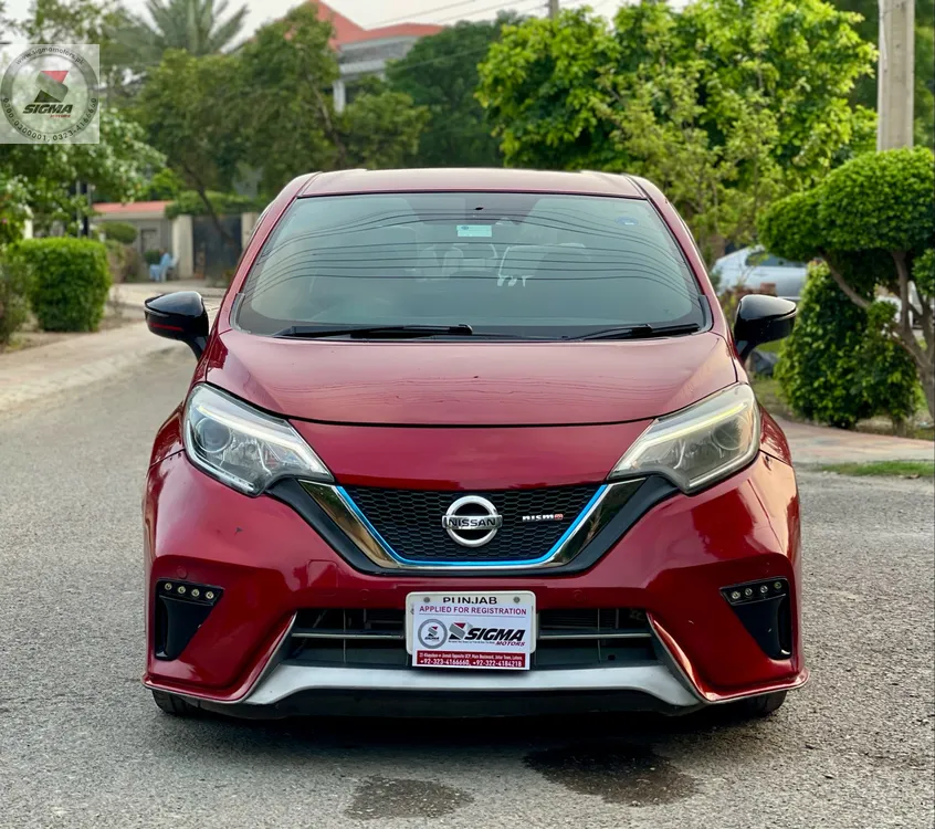 Nissan Note 2018 for Sale in Lahore Image-1