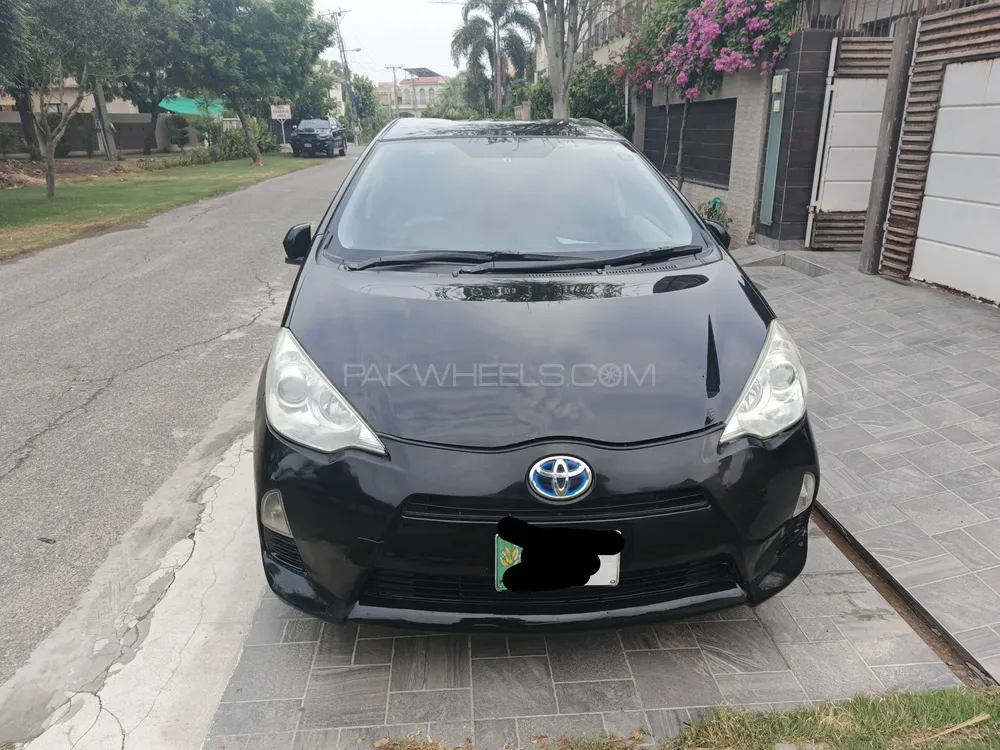 Toyota Aqua 2016 for Sale in Lahore Image-1