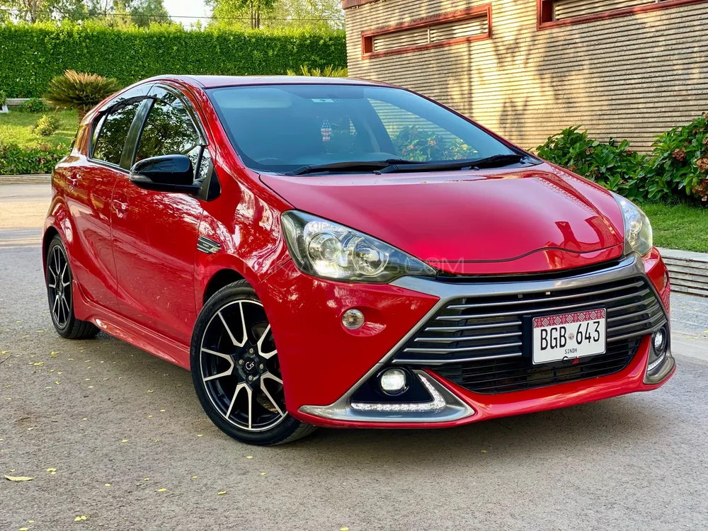 Toyota Aqua 2013 for Sale in Islamabad Image-1