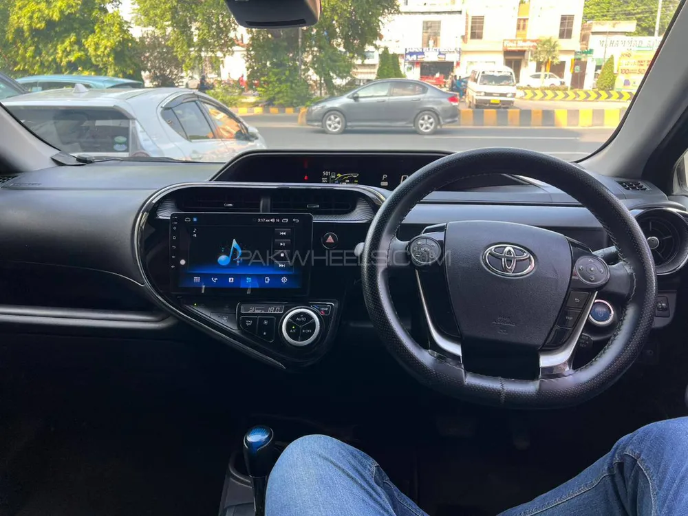 Toyota Aqua 2018 for Sale in Lahore Toyota Aqua 2018 for Sale in Lahore Image-5