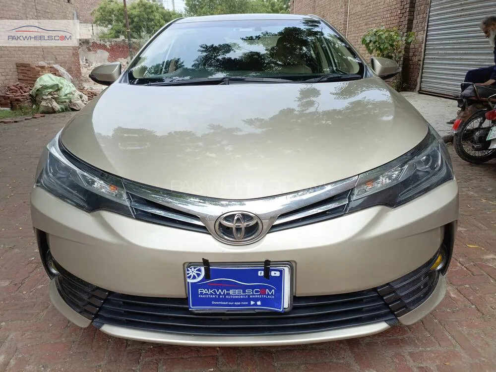 Toyota Corolla 2018 for Sale in Faisalabad Image-1
