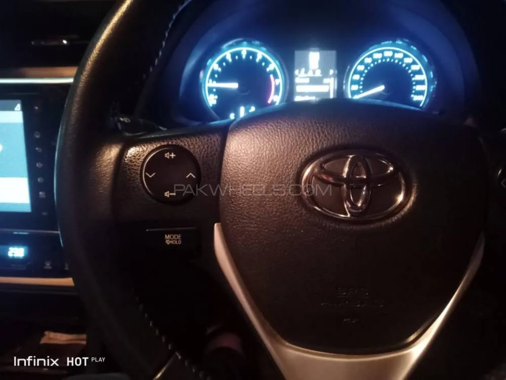 Toyota Corolla 2020 for Sale in Lahore Image-1