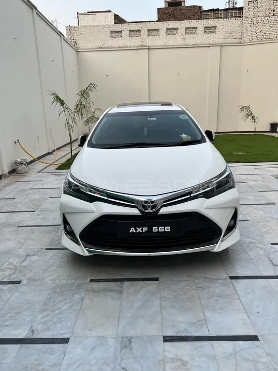 Toyota Corolla 2022 for Sale in Peshawar Image-1