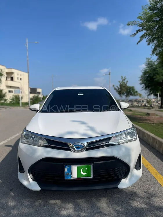 Toyota Corolla Axio 2018 for Sale in Rawalpindi Image-1