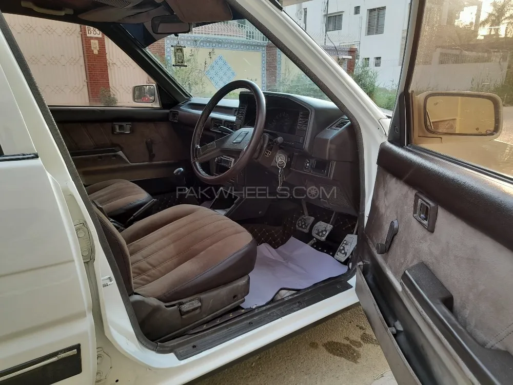 Toyota Corolla 1986 for Sale in Karachi Image-1