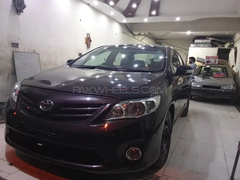 Toyota Corolla 2012 for Sale in Karachi Image-1