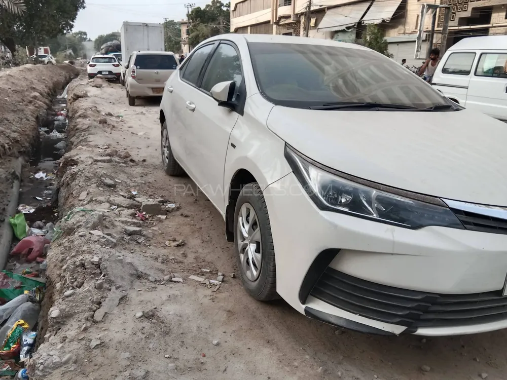 Toyota Corolla 2019 for Sale in Karachi Image-1