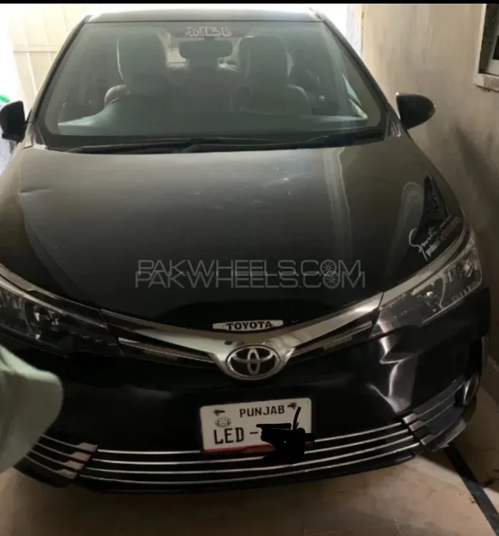 Toyota Corolla 2015 for Sale in Gojra Image-1