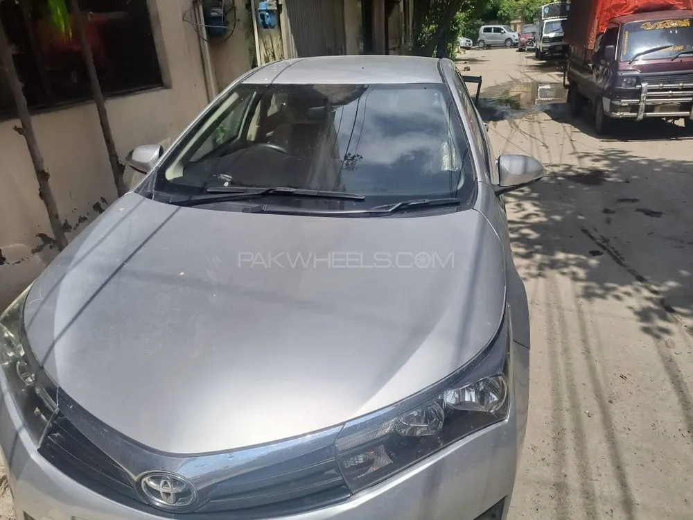 Toyota Corolla 2016 for Sale in Lahore Image-1