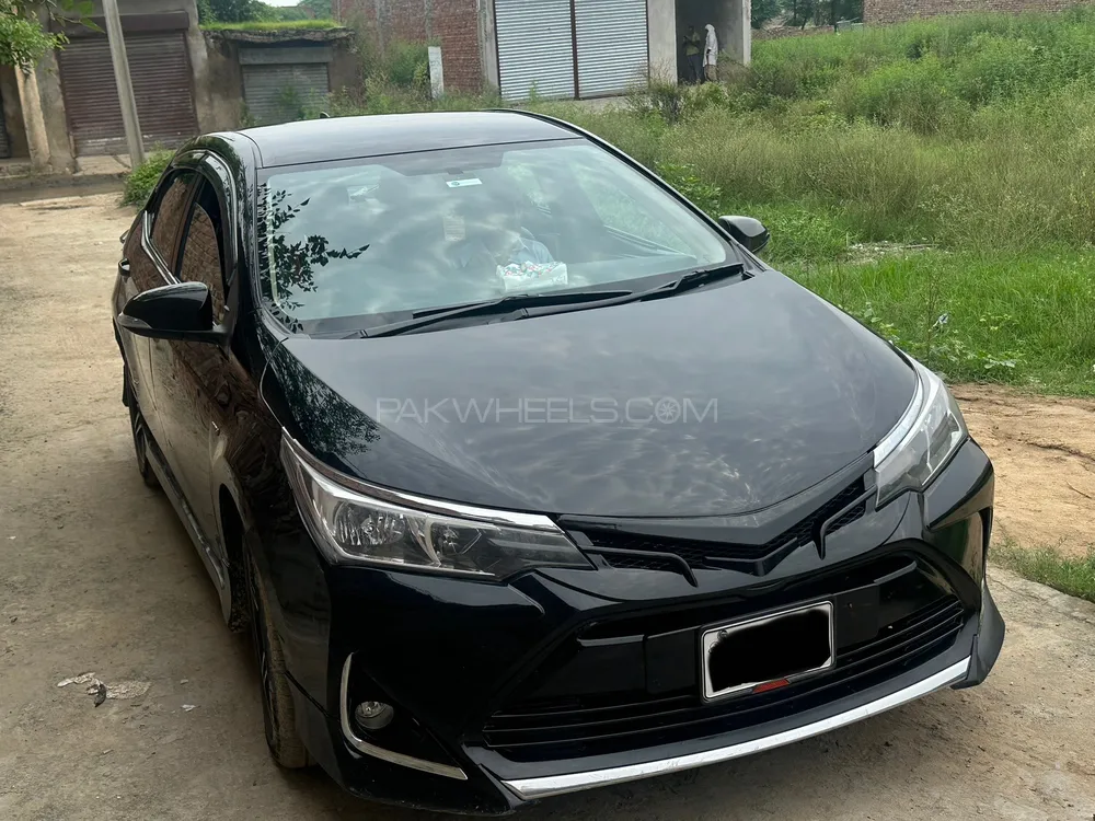 Toyota Corolla 2017 for Sale in Narowal Image-1
