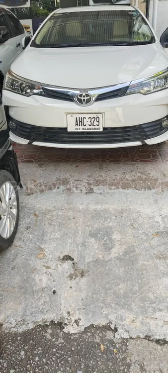 Toyota Corolla 2018 for Sale in Islamabad Image-1