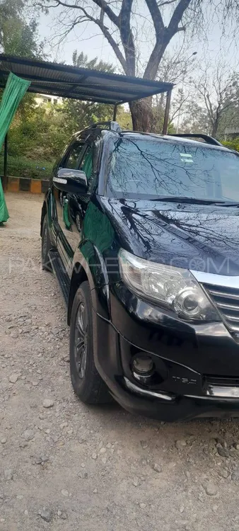 Toyota Fortuner 2015 for Sale in Islamabad Image-1