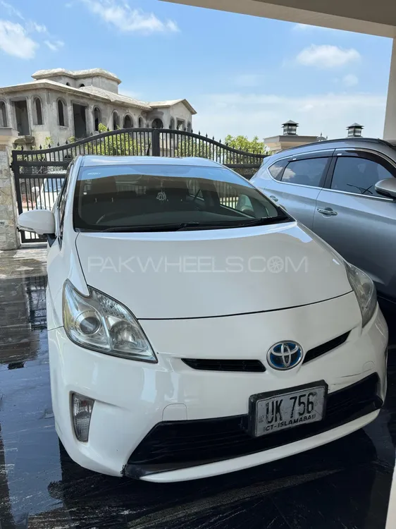 Toyota Prius 2012 for Sale in Islamabad Image-1