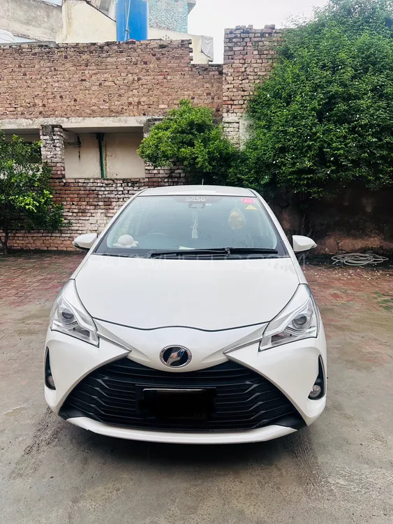 Toyota Vitz 2019 for Sale in Islamabad Image-1